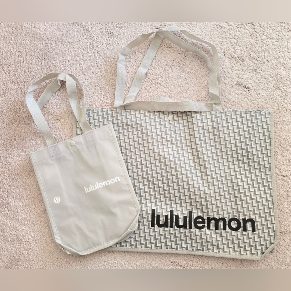 2 Lululemon Reusable Shopping Bags Sustainable Totes Large Holiday Herringbone